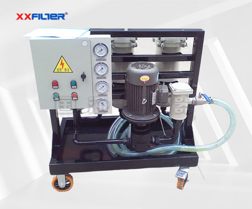 三級(jí)過(guò)濾防爆高精度濾油機(jī)