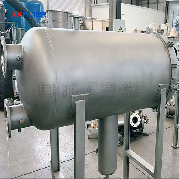 臥式油中脫水聚結(jié)分離器