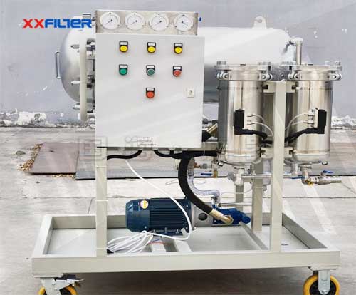 油過濾后含水量50ppm聚結(jié)濾油機(jī)